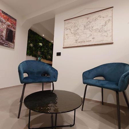 Don Turi - Charming Room Giardini Naxos Esterno foto